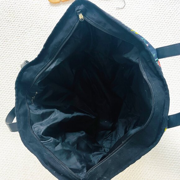 2/$30 Victoria Secret Bag - Picture 5 of 5